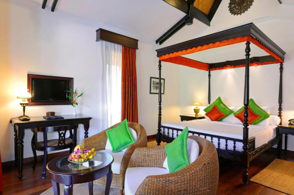 Angkor Village Resort & Spa Сіємреап Екстер'єр фото