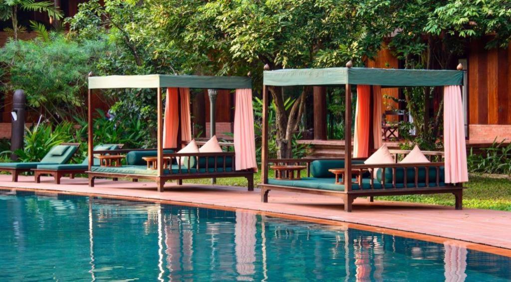 Angkor Village Resort & Spa Сіємреап Екстер'єр фото